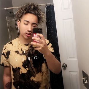 Meet your Posher, Anantonio